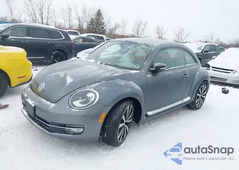 2012 Volkswagen Beetle 2.0T Turbo z USA, uszkodzony, nr VIN 3VWVA7AT3CM648953